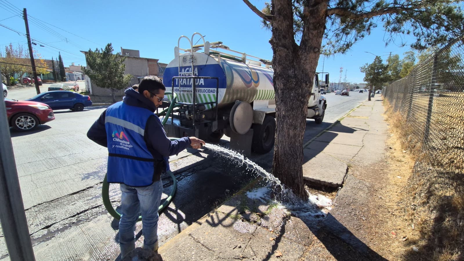 Realizan labores diarias de mantenimiento en vialidades y espacios públicos