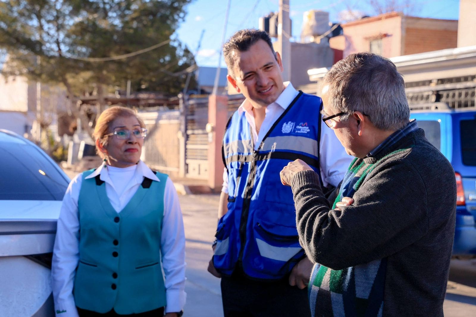 Estrenan vecinos de Villa Juárez pavimentación de la calle 13ª