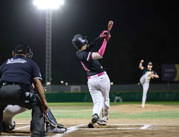 Huevo Aldama y Cielito Lindo se apuntan victorias en la Liga Regional de Béisbol