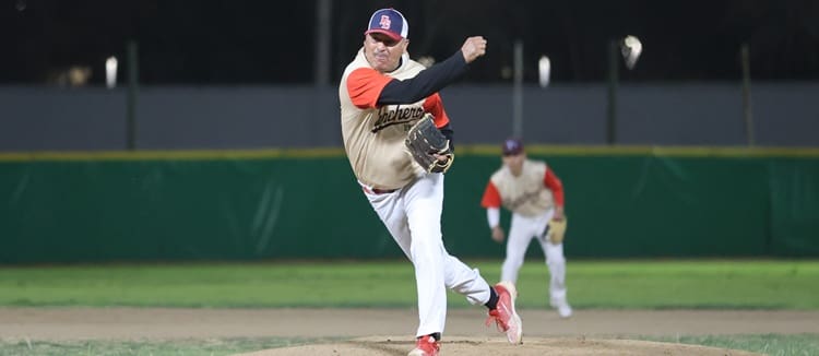 Se acabaron los invictos en el Regional de Beisbol