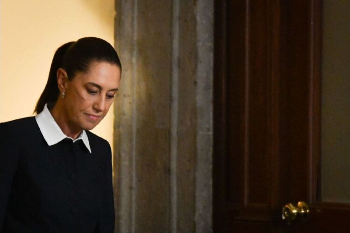 PT congela Plan B electoral de Sheinbaum por desacuerdo en revocación de mandato
