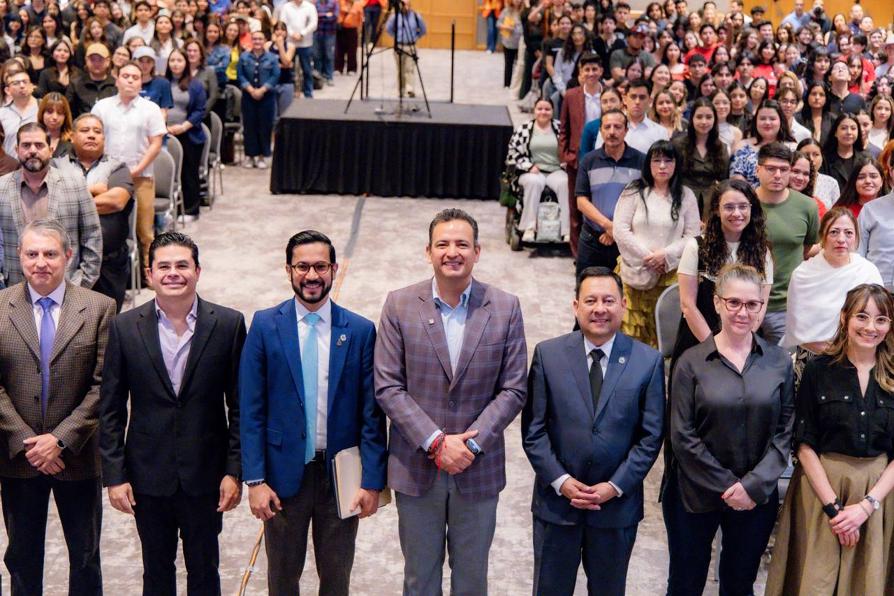 Inaugura Bonilla Congreso Nacional de Ciencias Sociales en Chihuahua