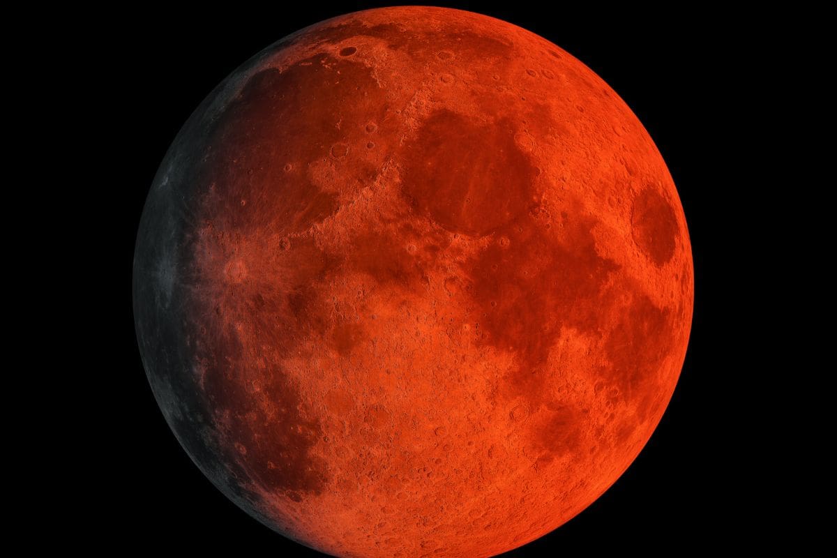 Esta noche y madrugada, chihuahuenses podrán ver la ‘Luna de Sangre’