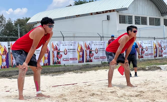 Chihuahua suma doble plata en voleibol de playa