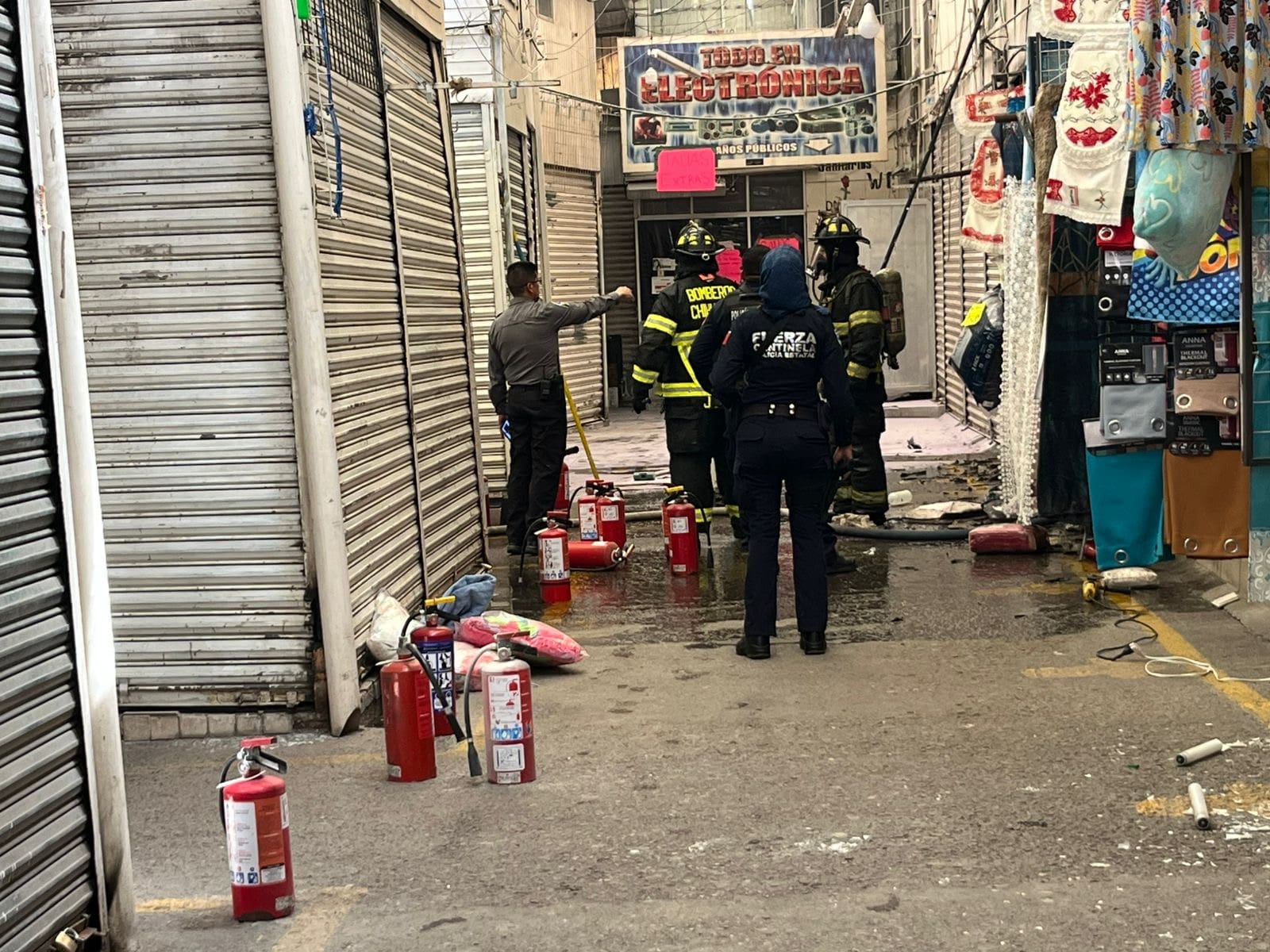 Reportan 2 heridos tras incendio en el Pasito