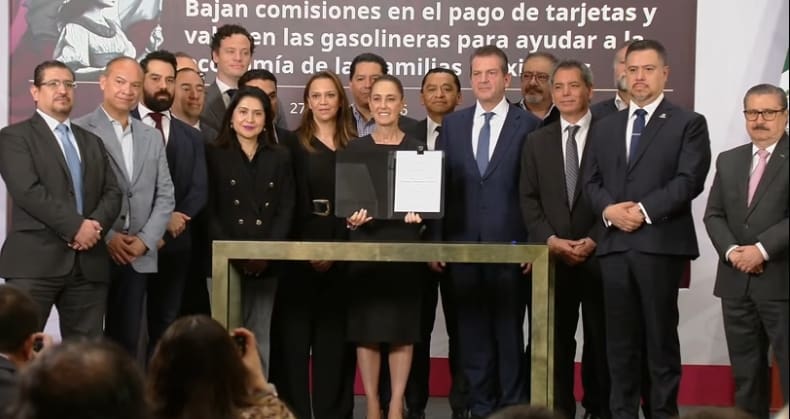 Anuncian eliminación de comisiones en pagos con tarjeta en gasolineras