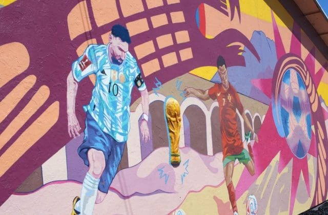 Mural mundialista de la UACH; excluye leyendas del futbol mexicano
