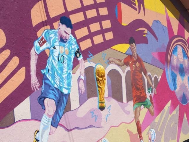Mural mundialista de la UACH; excluye leyendas del futbol mexicano