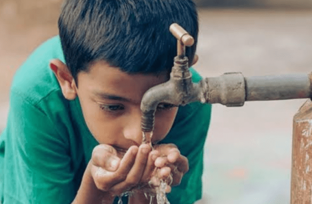 Vecinos de San Rafael y Madera 65 se quejan por la falta de agua