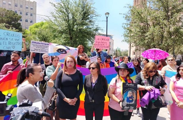 Manifestantes exigen en Congreso que se apruebe matrimonio igualitario; acusan a diputados de «congelar» iniciativa