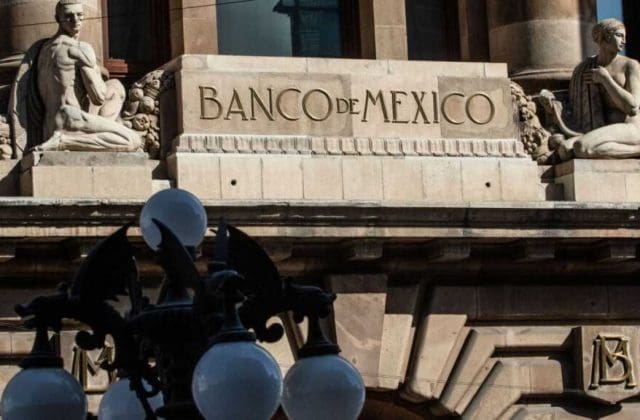 Banxico recorta expectativa de crecimiento; prevé economía más débil en 2026