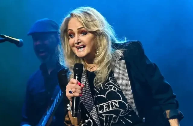Bonnie Tyler habría sido reanimada tras sufrir paro cardíaco en Portugal