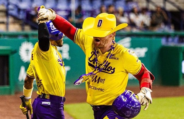 Dorados detiene a los piratas en el Héctor Espino