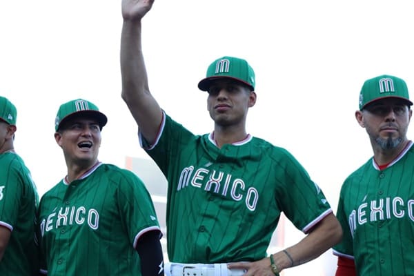 Las Estrellas de la LMB se llevan el clásico de media temporada