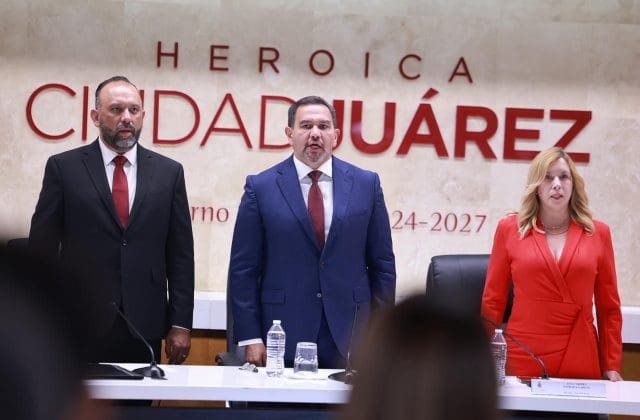 Solicita Cruz Pérez Cuéllar licencia como alcalde de Juárez
