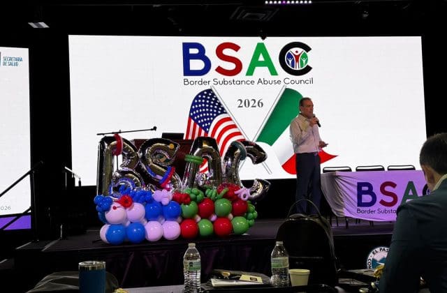 Expone Salud en foro binacional sus estrategias contra las adicciones