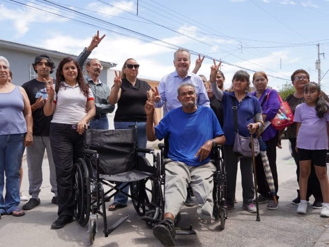 El senador Mario Vázquez realiza entregas de apoyos a familias chihuahuenses