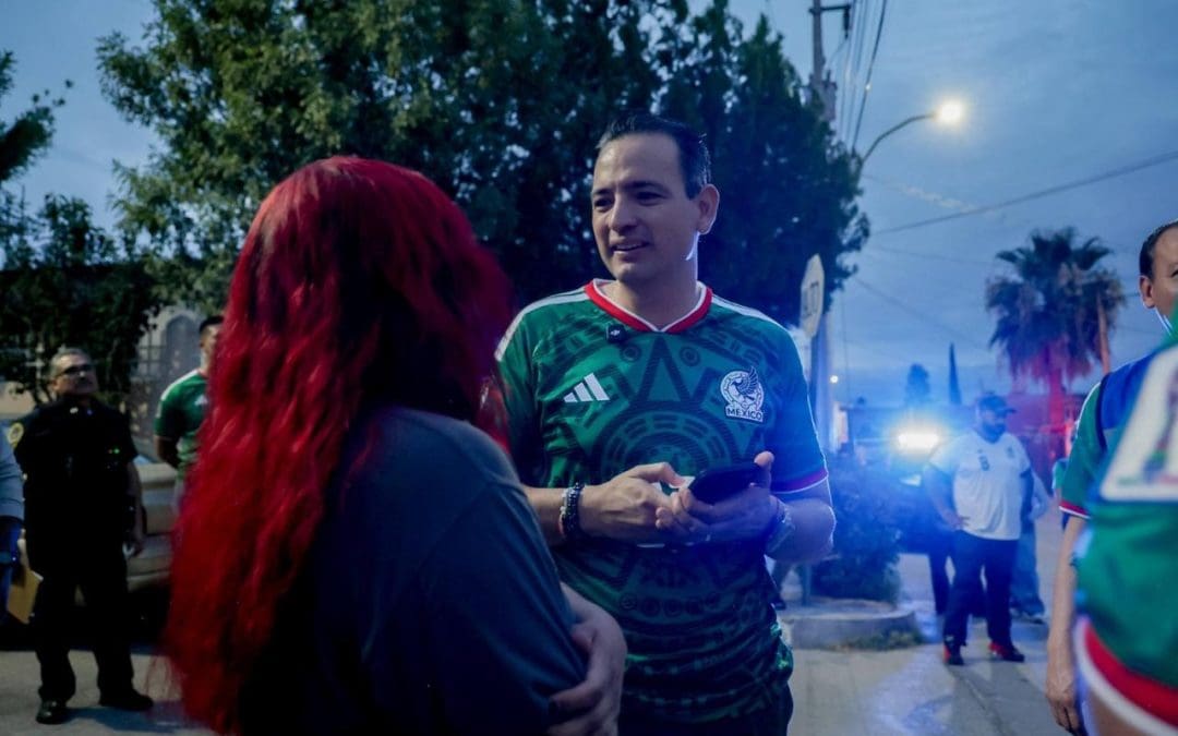 Recorre el Alcalde Marco Bonilla la nueva iluminación de la Colonia Cumbres del Sur