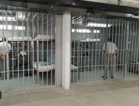 Fallece mujer en la celda, al parecer por intoxicación