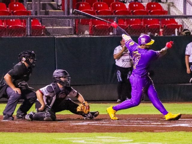 Piratas asegura la serie en el Héctor Espino