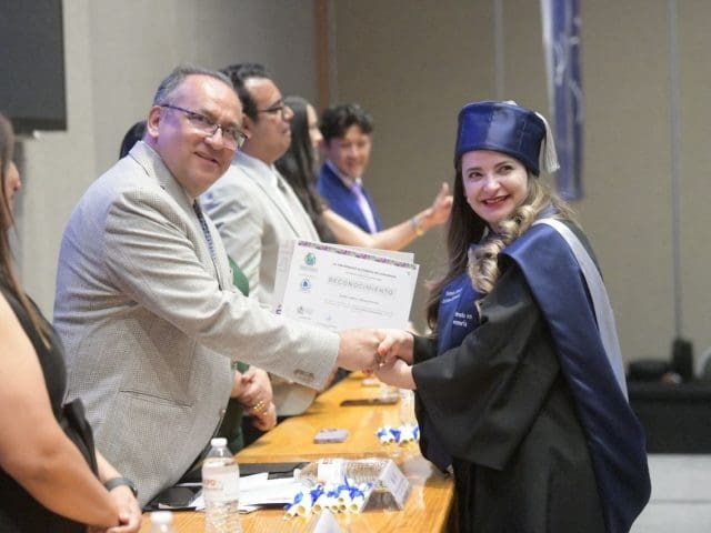 Celebra UACH graduación de la Facultad de Enfermería y Nutriología