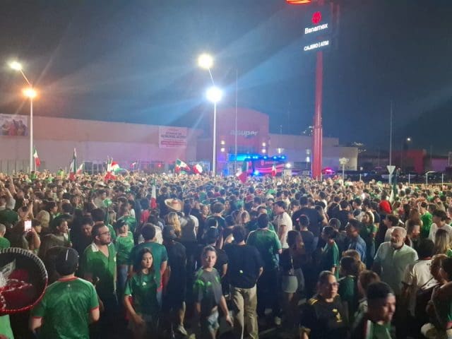 Se instalaron 25 tambos de basura en el Fan Fest