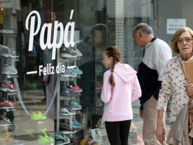 Día del Padre dejaría derrama económica de 48 mil 500 millones de pesos en México