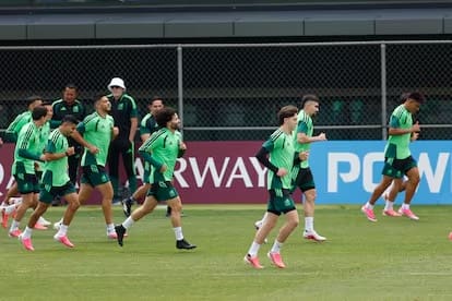 México pone a prueba su solidez ante Ecuador por el pase a octavos