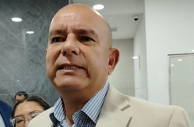 Asegura diputado Estrada que hay pruebas de vehículos oficiales en evento “Yo con Maru”