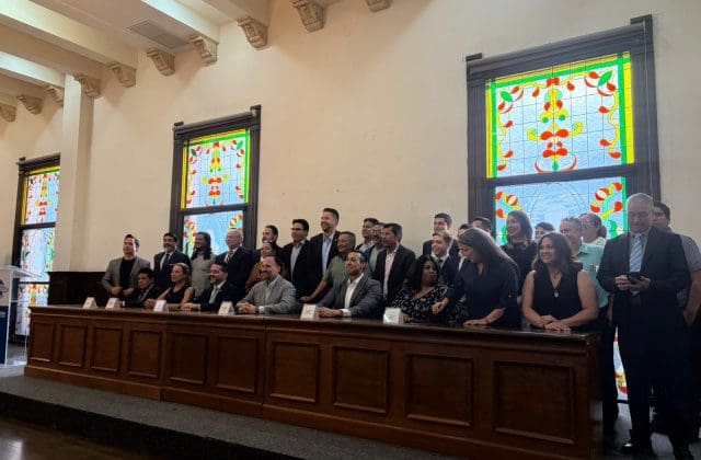 Asume Fernando Acosta la presidencia del Círculo de Comunicadores del Deporte