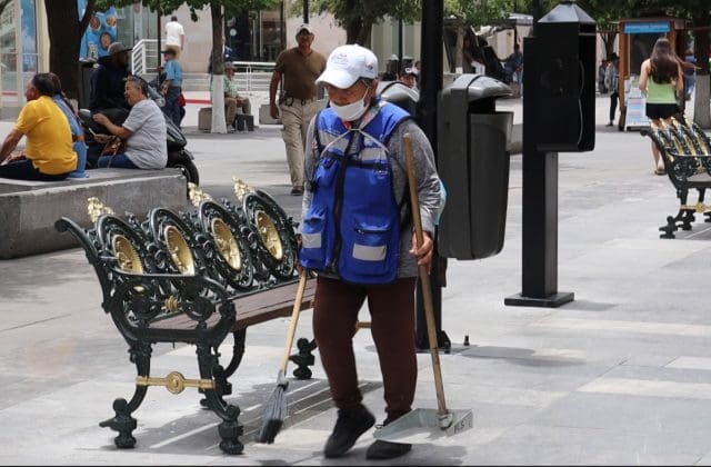 Conservan la plaza de armas, símbolo de identidad y patrimonio chihuahuense.