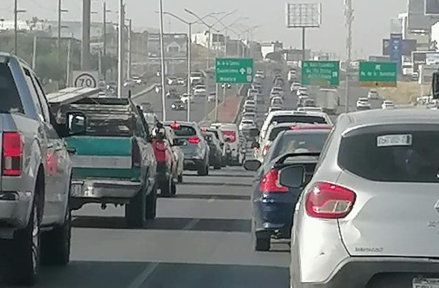 Alta carga vehicular agrava contaminación visible en Chihuahua