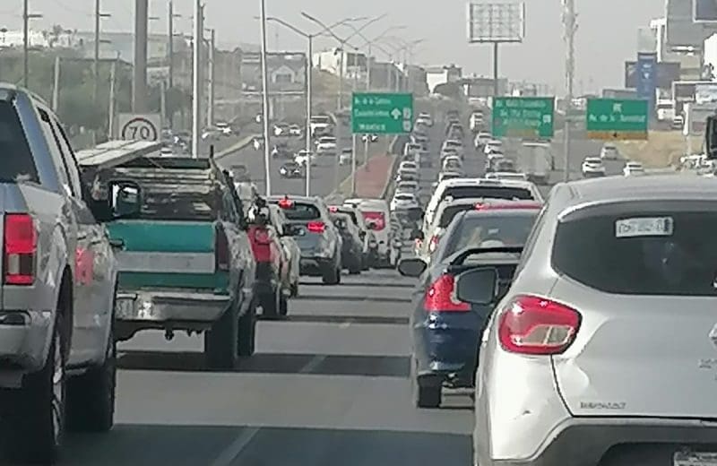 Alta carga vehicular agrava contaminación visible en Chihuahua