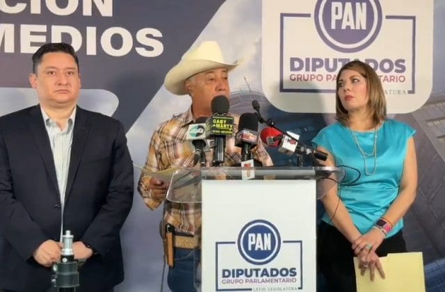 Presenta PAN iniciativa para reducir número regidores en todo el estado