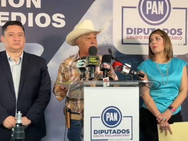 Presenta PAN iniciativa para reducir número regidores en todo el estado