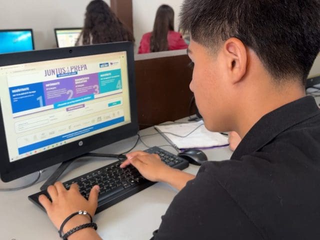 Publican resultados de ingreso a prepa; más de 50 mil estudiantes registrados