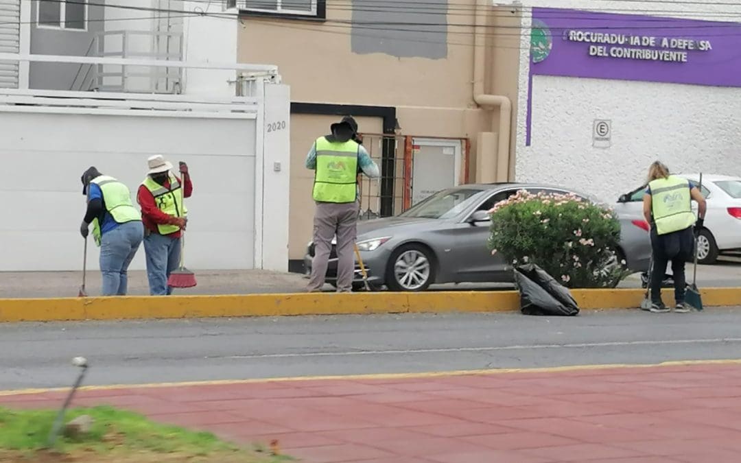 Reportan tráfico ligero y trabajos de limpieza en avenida Ortiz Mena