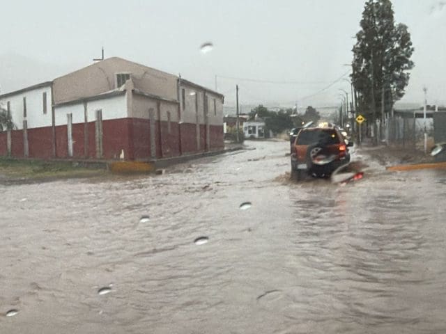 Atendió 9-1-1 un total de 38 reportes relacionados con lluvias en Chihuahua