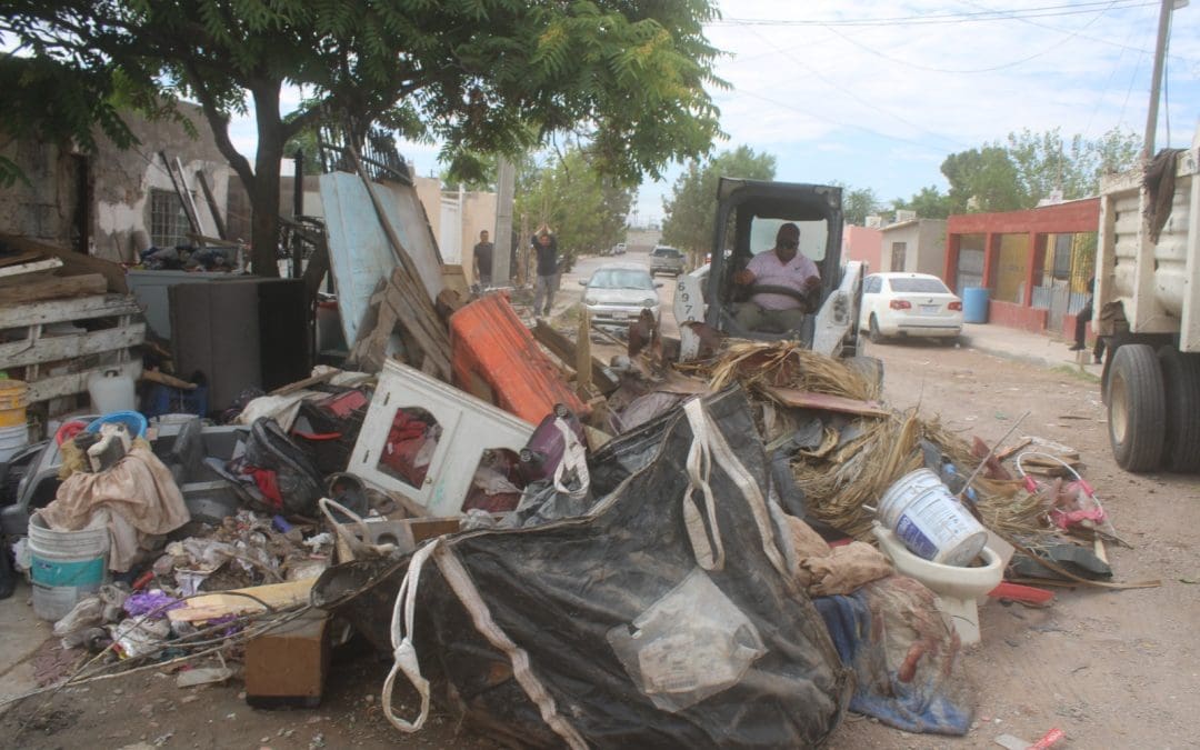 Operativo de limpieza mejora condiciones en la colonia Nuevo Triunfo