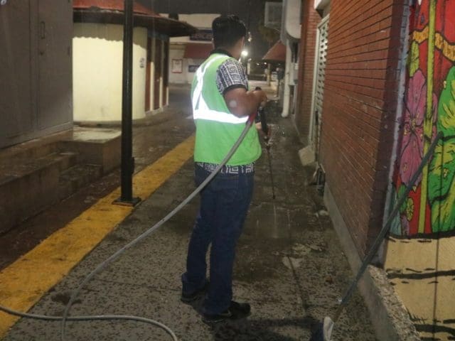 Más limpio y ordenado: Se desarrolló operativo especial en el centro histórico de Chihuahua