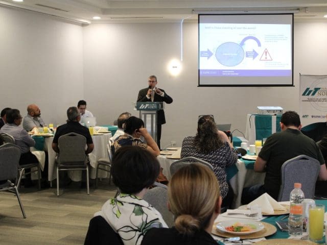 “China contemporánea”: Universidad Paso del Norte arranca conferencias con experto en inversión