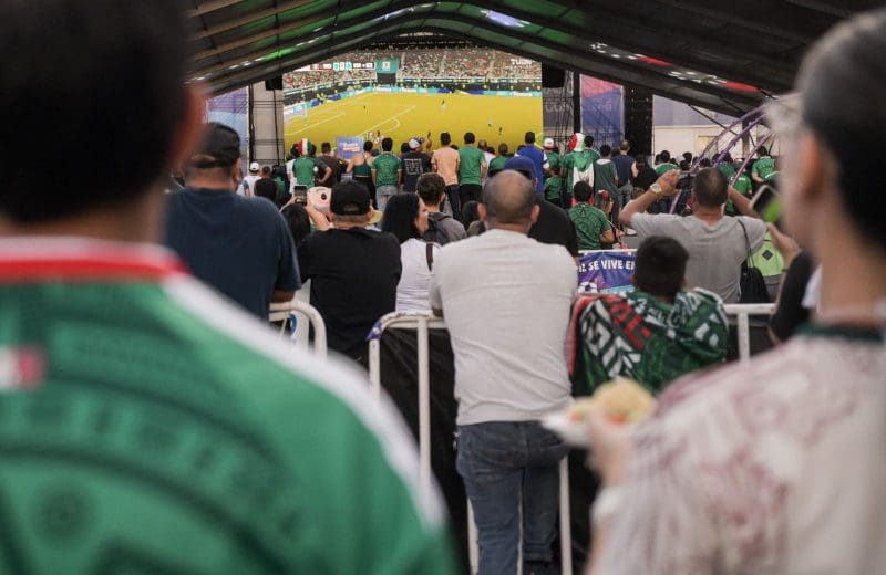 Chihuahuenses prefieren ver el Mundial en casa; reuniones familiares desplazan a bares y restaurantes