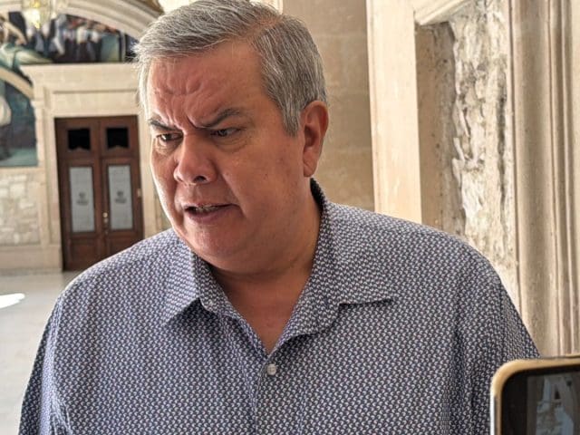 Adelantan pago de prima vacacional a maestros de la Sección 42 del SNTE
