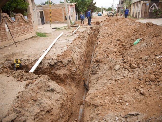 Obra elegida por vecinos avanza en la colonia Crucero