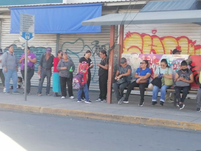 Disminuye tráfico en Chihuahua, pero escasean unidades del transporte público