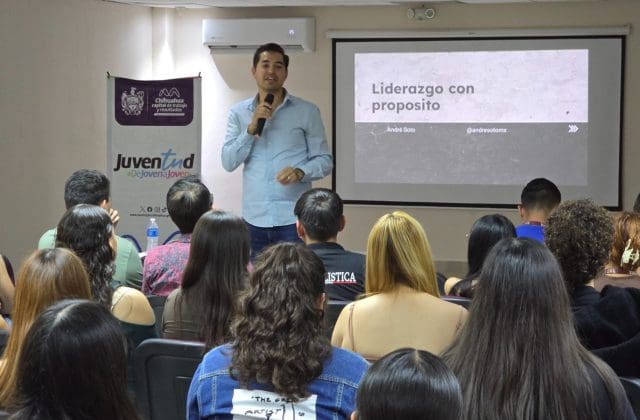 Fortalece municipio el liderazgo juvenil con conferencias para universitarios