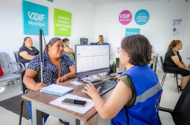 DIF Municipal entrega más de mil 250 apoyos asistenciales en el primer semestre del año