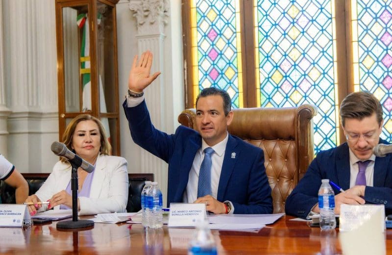 Pide Bonilla a CFE frenar apagones en Chihuahua; calor y red saturada agravan fallas