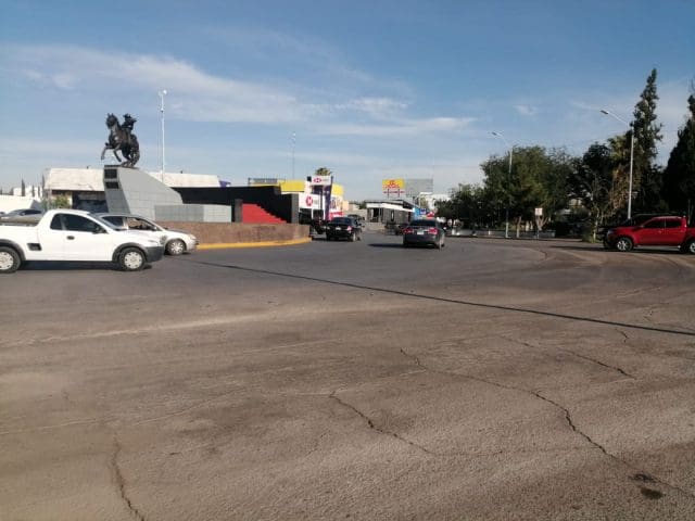 Cierran calle Bustamante por demolición; piden precaución en la zona de Santo Niño