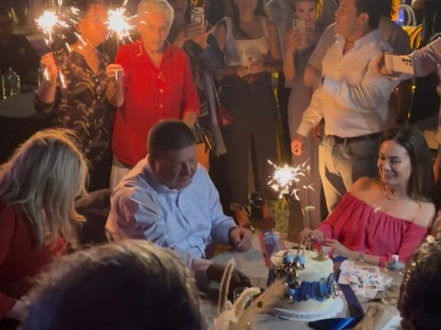 Panismo respalda a Jáuregui en su fiesta de cumpleaños ante Galopada Municipal